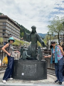26072611